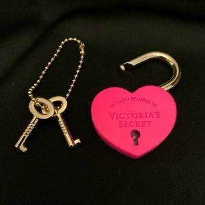 Rare VS Pink “My Heart Belongs To” Lock And Key.